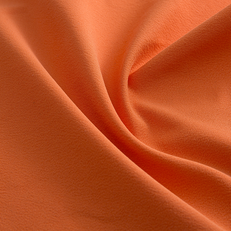 Katun/Poliester Twill Tangan Kiri Melar 4 Arah Katun/Poliester Twill Tangan Kiri Melar 4 Arah